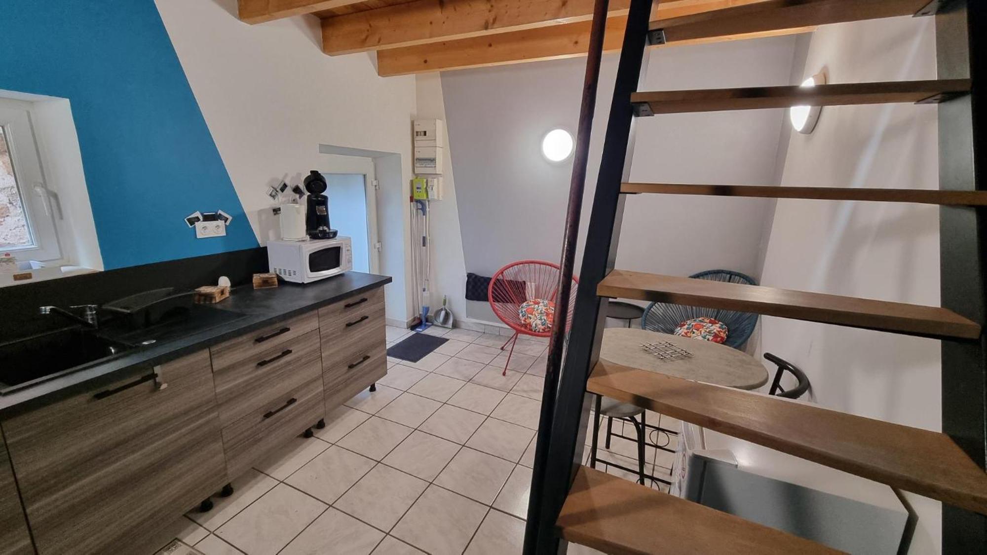 Impasse Secrete - Duplex - Wifi Apartment Issoire Exterior photo