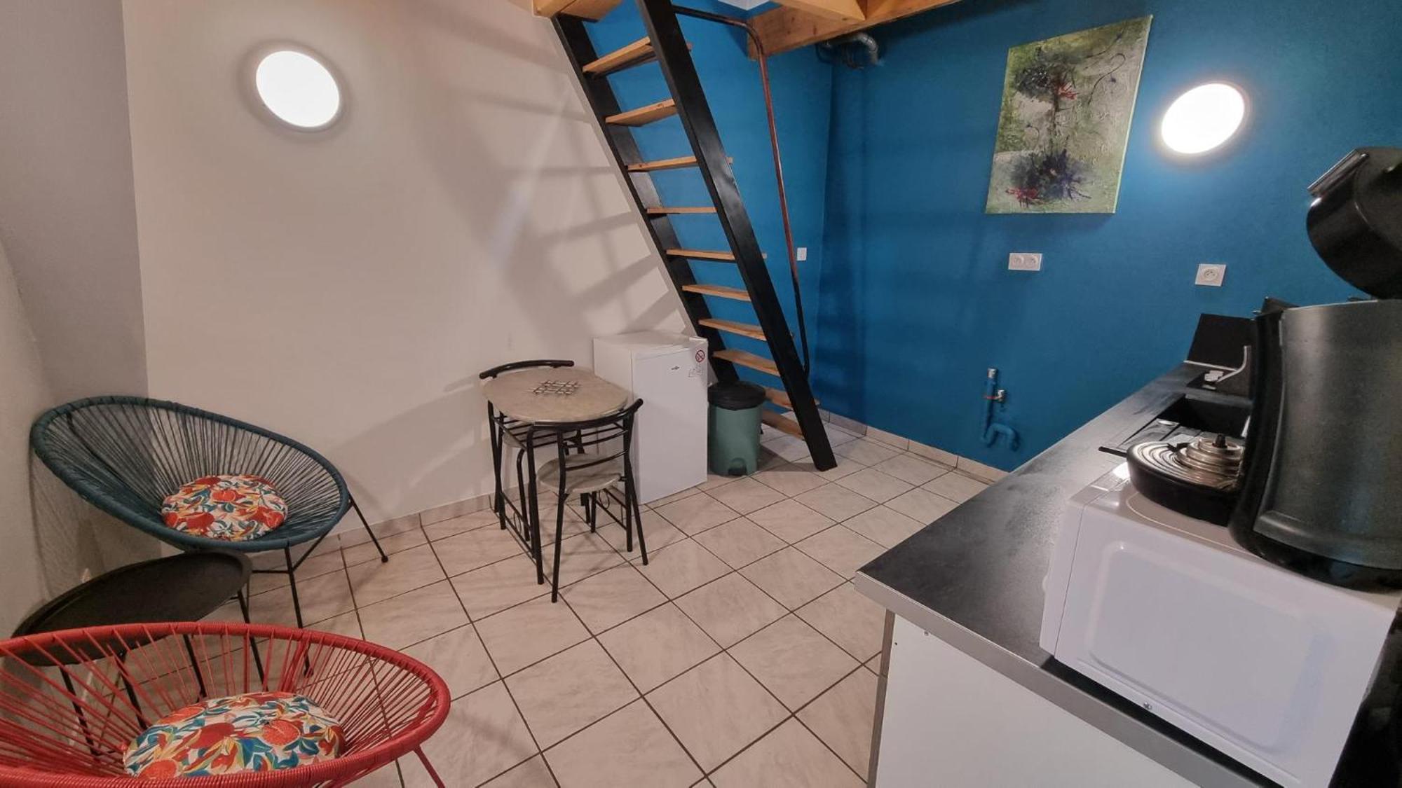 Impasse Secrete - Duplex - Wifi Apartment Issoire Exterior photo